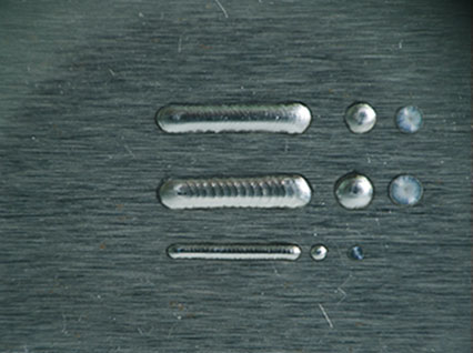 <a href='http://m.fszd.cc/product/3.htm' class='text_a'>模具激光焊機</a>修復鏡面模具效果